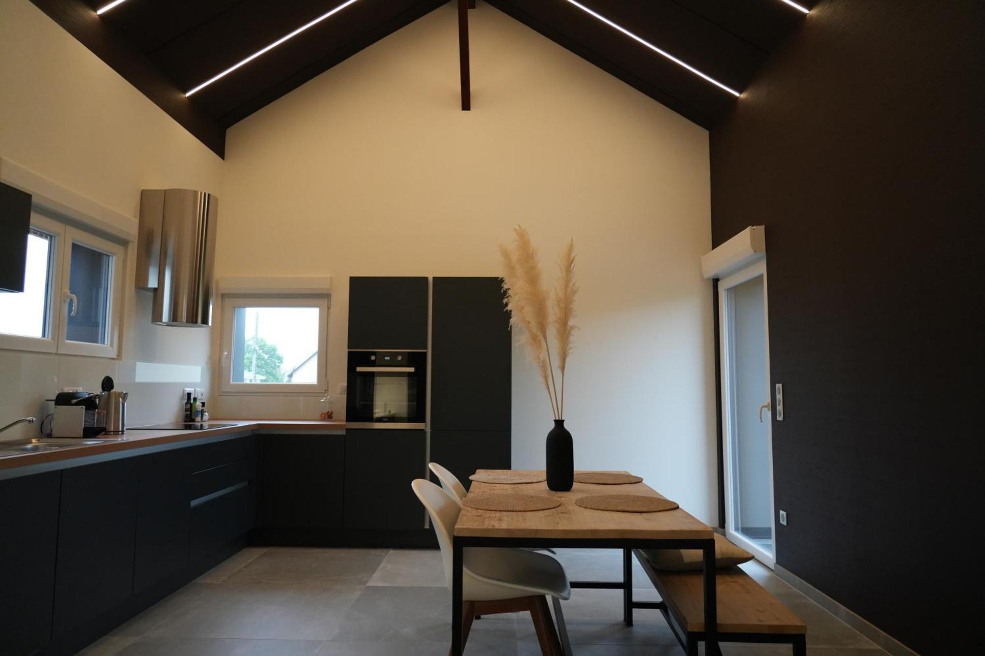Gite Spa L'Atelier Emile - Spa Privatif - 5 Min Colmar Sainte-Croix-en-Plaine Esterno foto