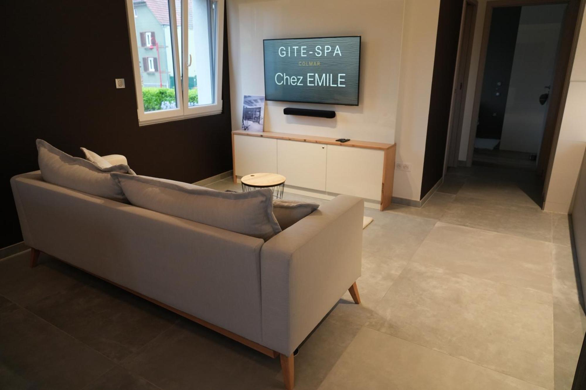 Gite Spa L'Atelier Emile - Spa Privatif - 5 Min Colmar Sainte-Croix-en-Plaine Camera foto